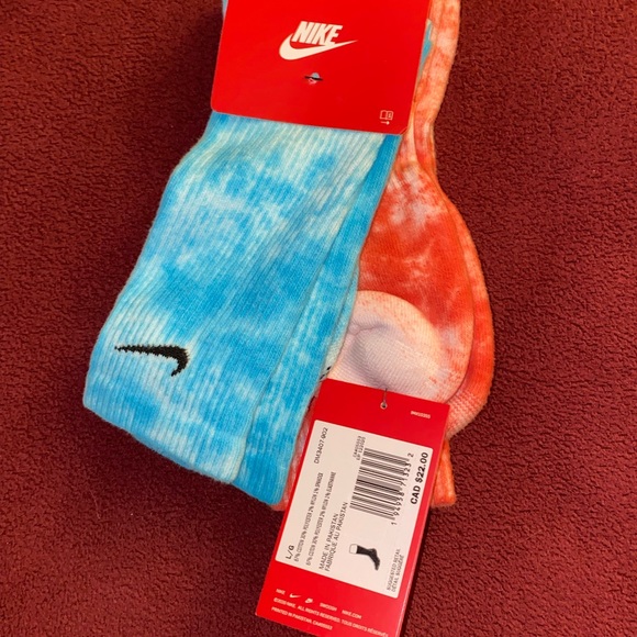 Nike Tie Dye Nike Dri-Fit Crew Socks - Picture 2 of 3